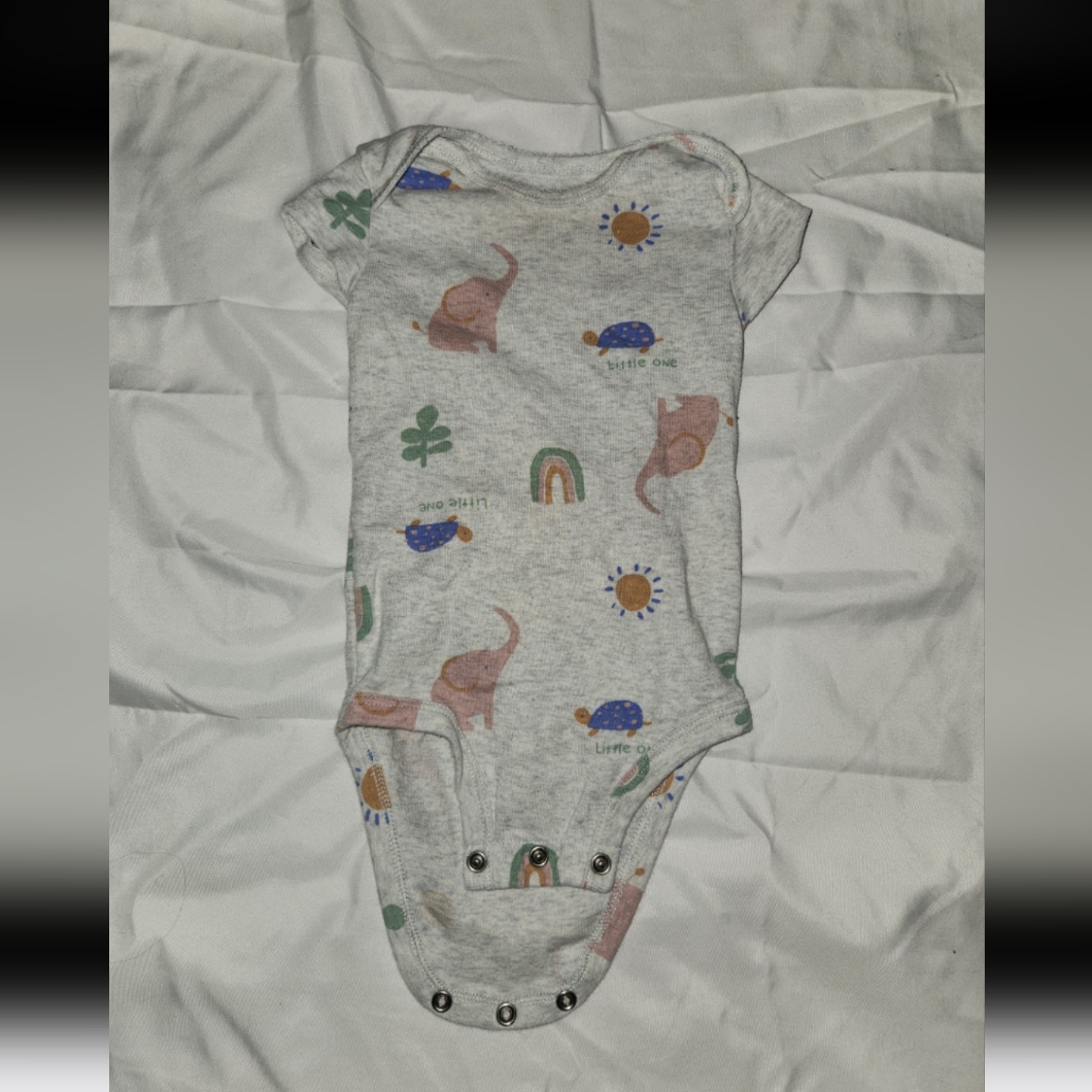 Carters Infant Girl 6m Elephant Onesie #F7
